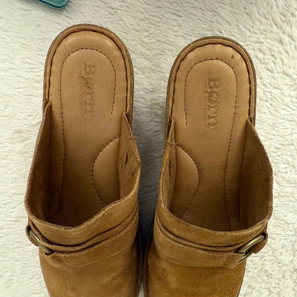 Born Suede Leather Clogs‎ Wedge Heel Buckle Accent Mules Slides Size 10M - Picture 5 of 10